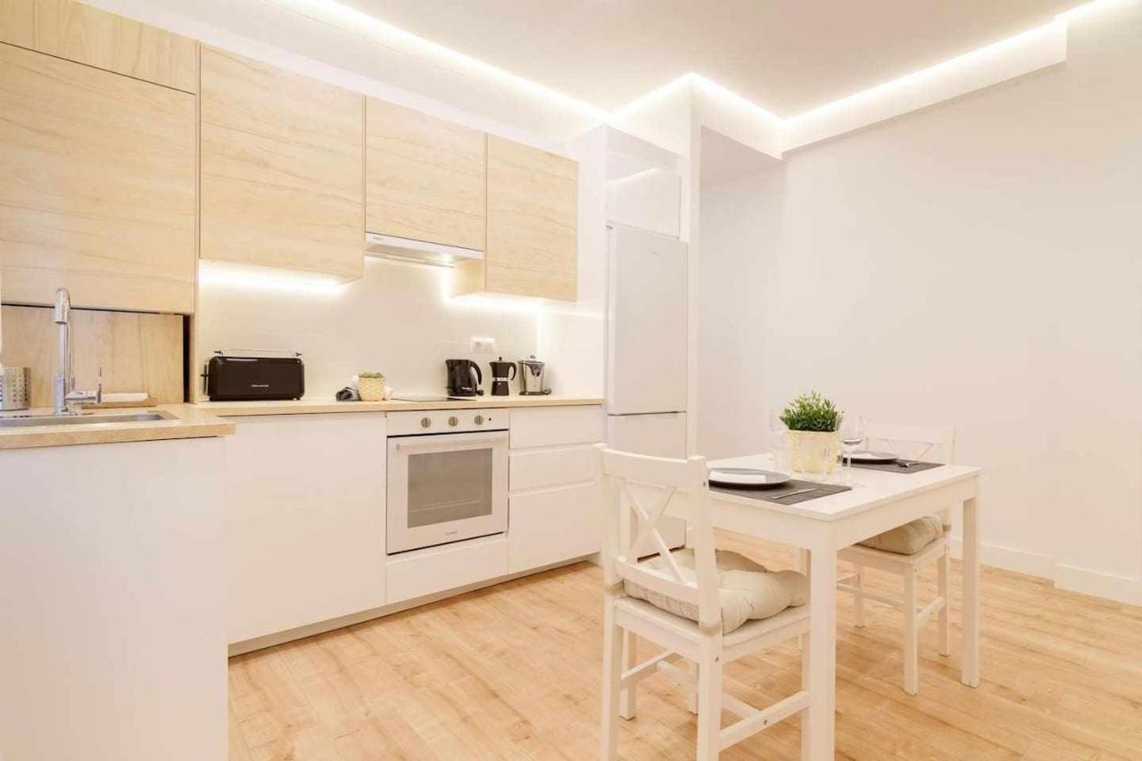 Apartamento reformado con encanto by TheUrbanHosts Bilbao Exterior foto