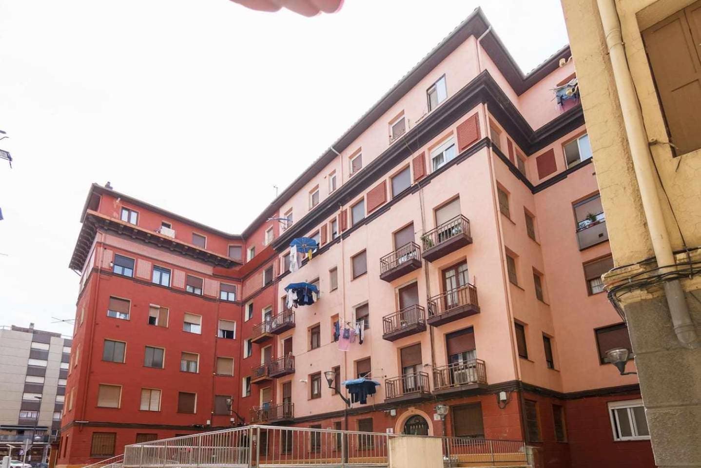 Apartamento reformado con encanto by TheUrbanHosts Bilbao Exterior foto